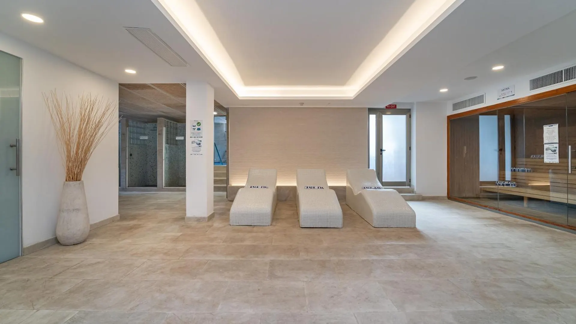 Ferrer Janeiro Hotel & Spa Can Picafort  4*, Can Picafort (Mallorca) Spagna