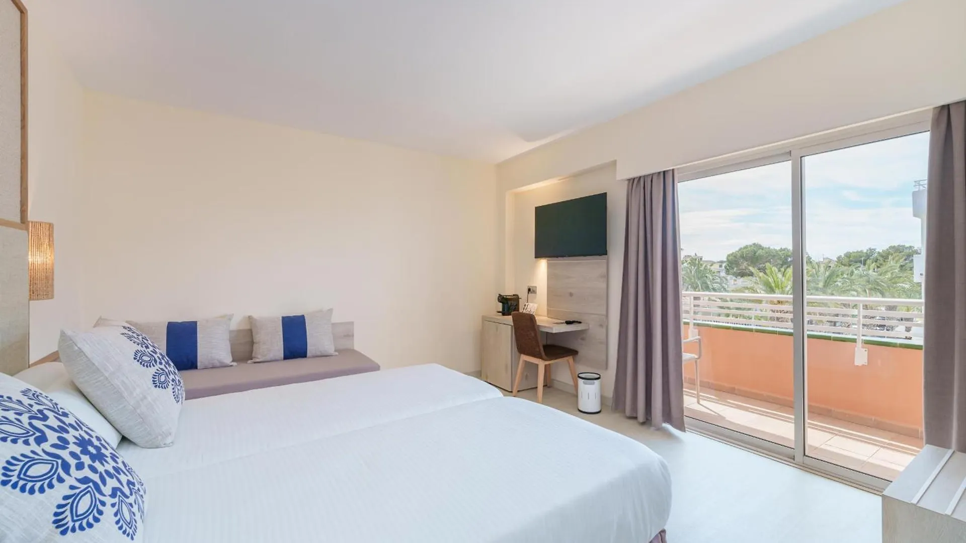 ****  Ferrer Janeiro Hotel & Spa Can Picafort  Španělsko